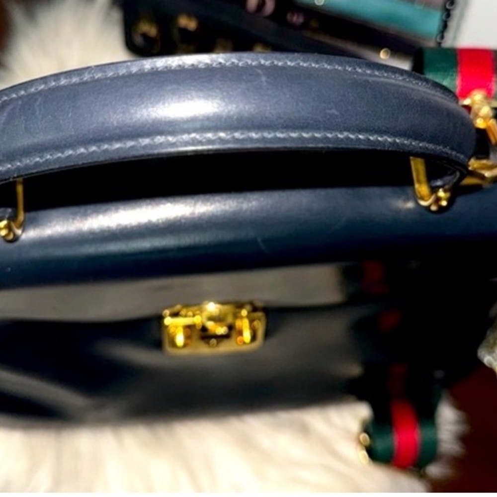 Gucci Parisian Trending Vintage Black Leather Crossbody Satchel Bag - Picture 5 of 15